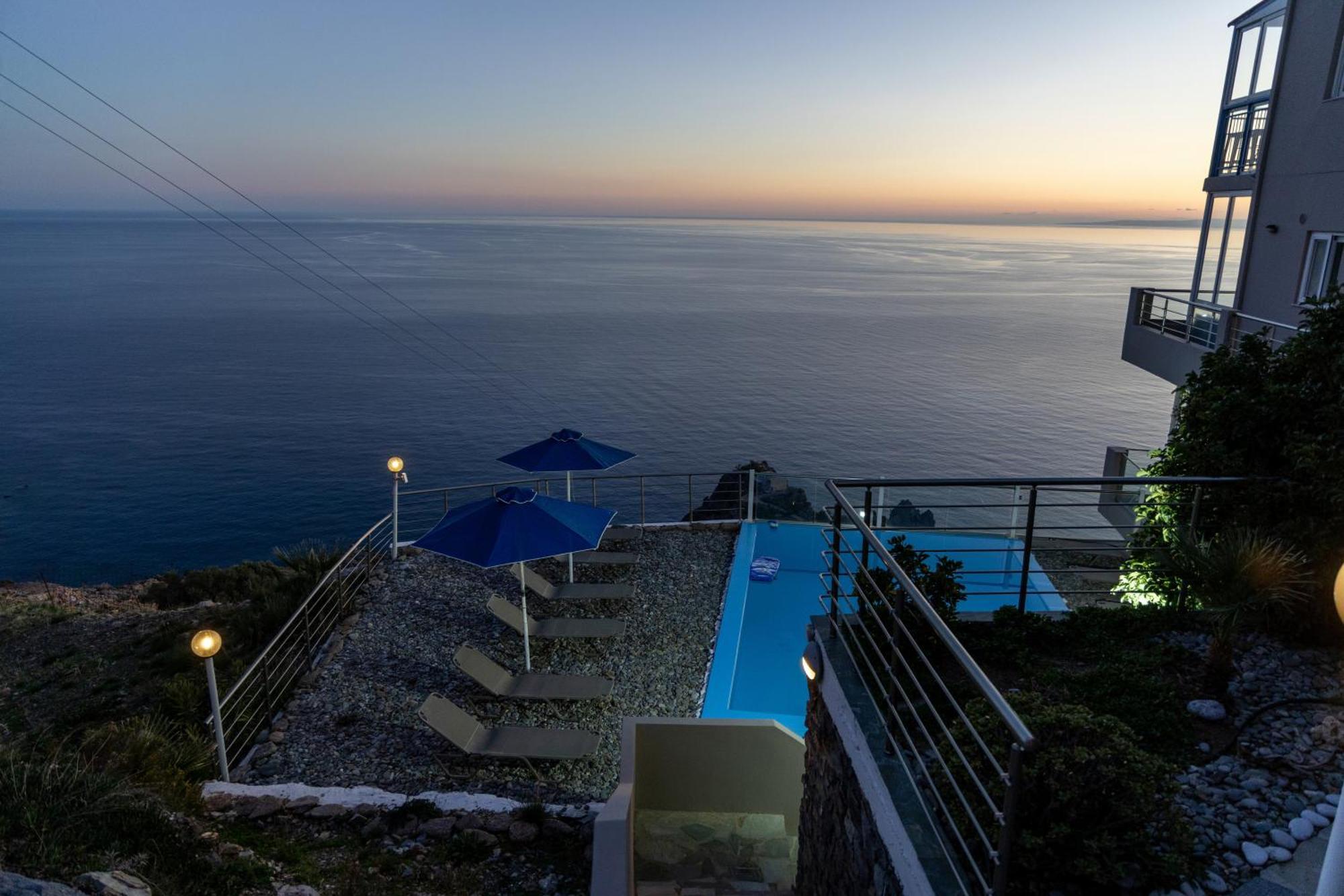 Akrotiri Panorama- Luxury Rental Apartments With Sea View Родакинон Экстерьер фото
