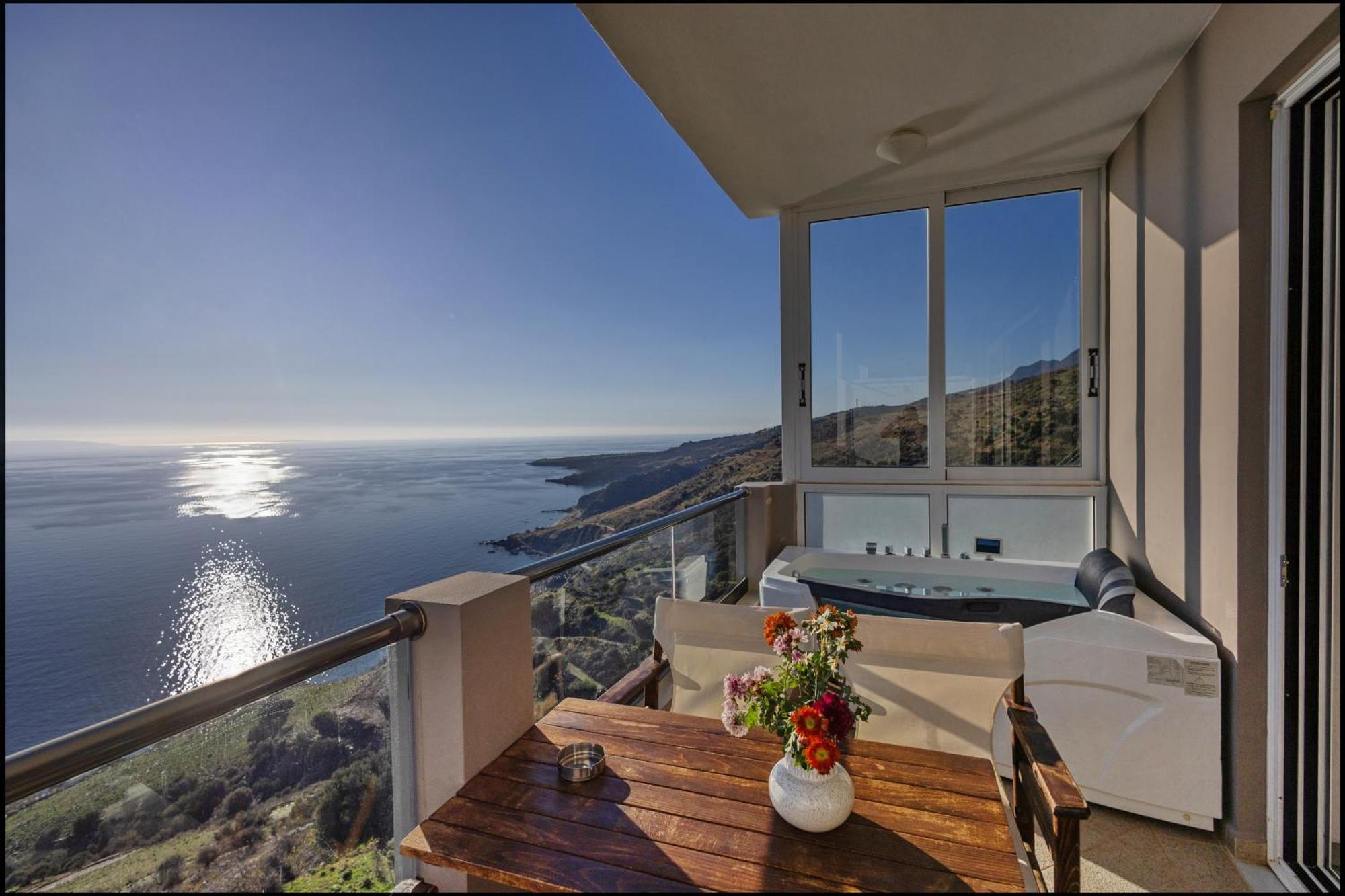 Akrotiri Panorama- Luxury Rental Apartments With Sea View Родакинон Экстерьер фото