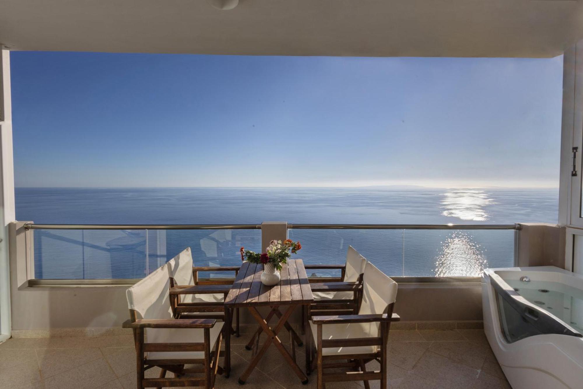 Akrotiri Panorama- Luxury Rental Apartments With Sea View Родакинон Экстерьер фото