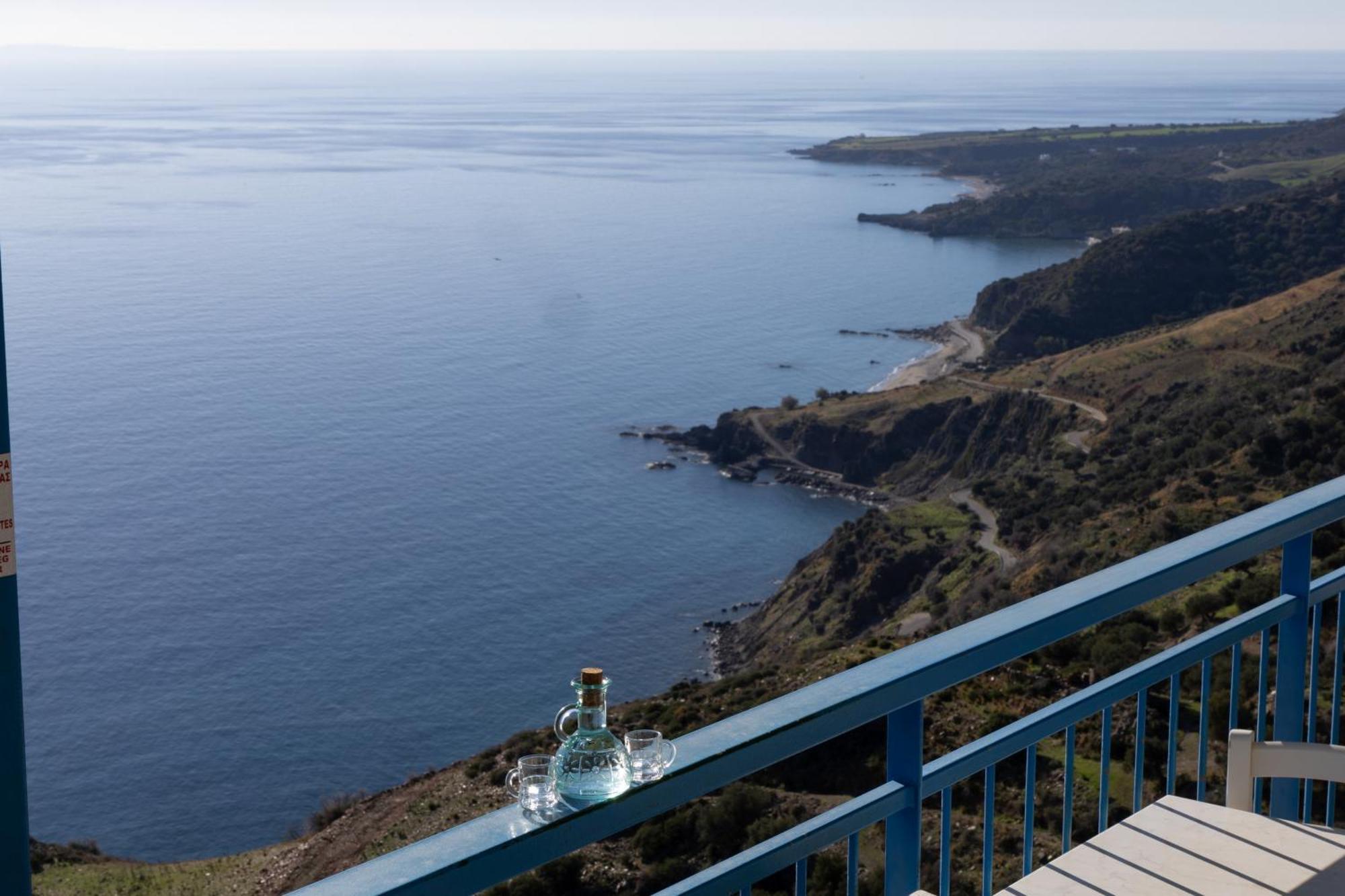 Akrotiri Panorama- Luxury Rental Apartments With Sea View Родакинон Экстерьер фото